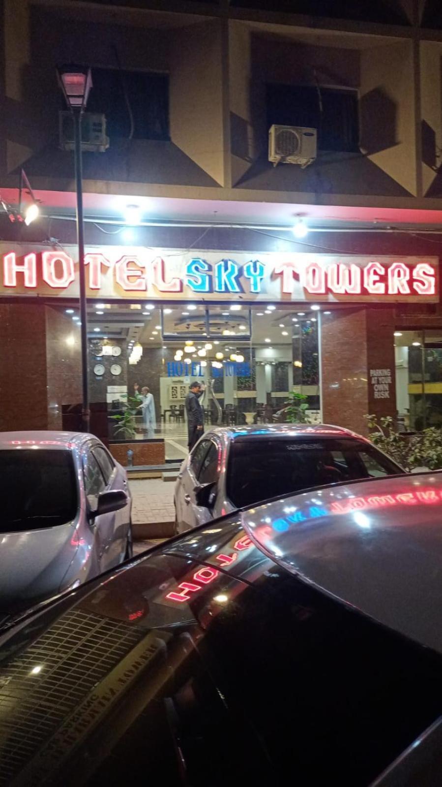 Hotel Sky Towers Karaczi Zewnętrze zdjęcie
